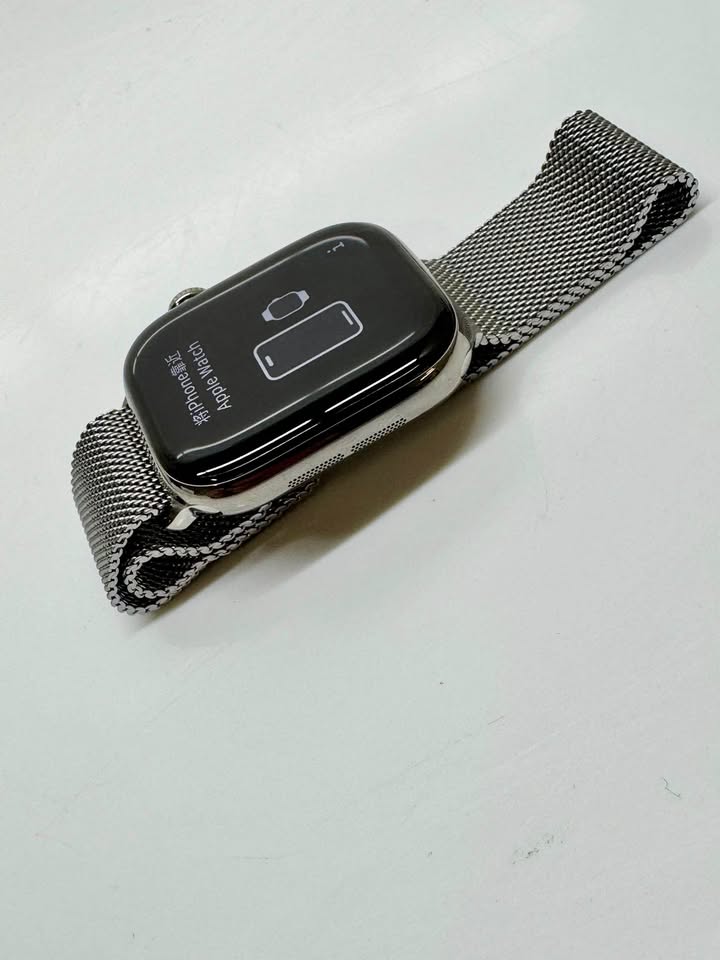Apple Watch Series 10 - 42mm - GPS + LTE (Cellular)