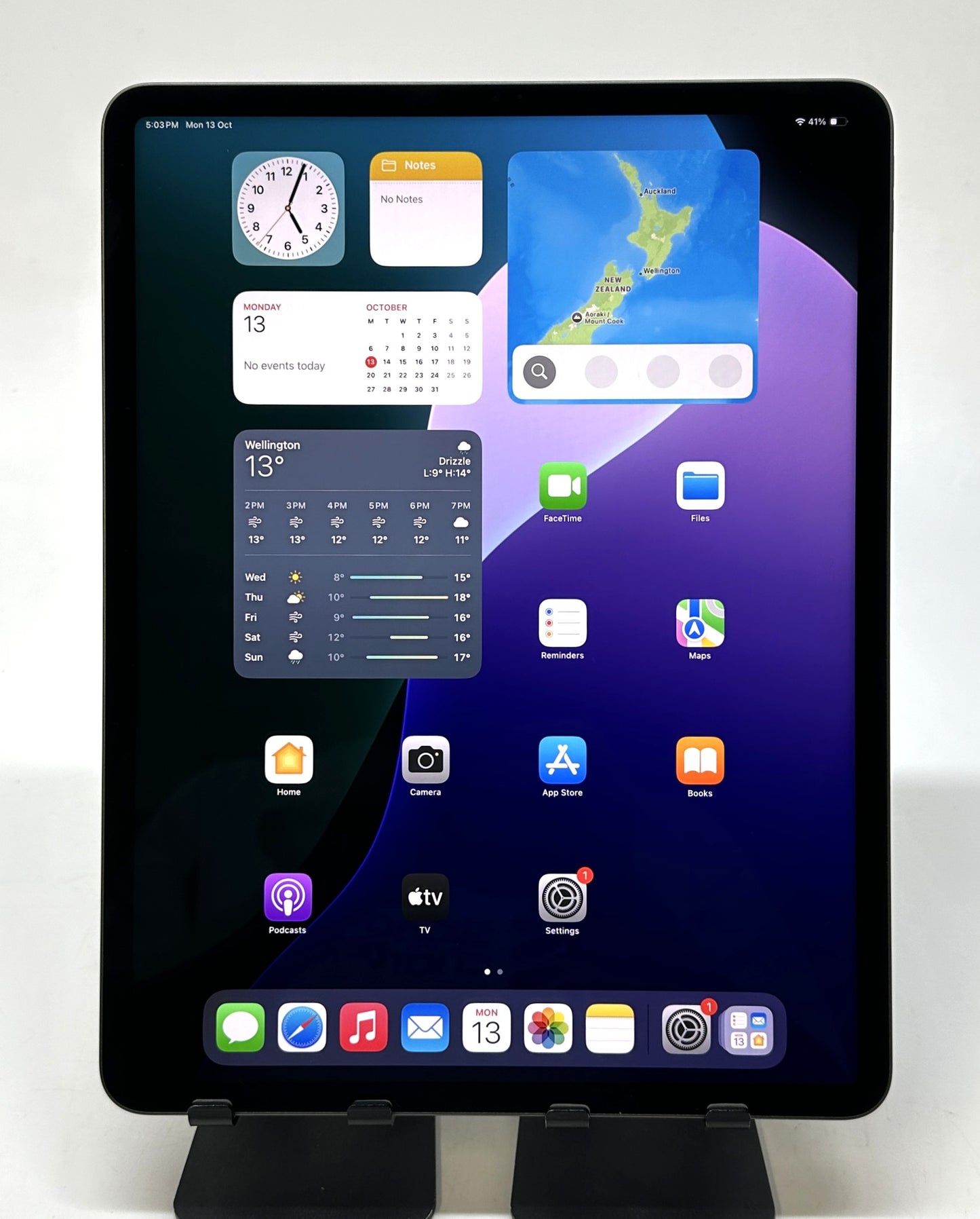iPad Pro 5th Generation 12.9" (WIFI) with Apple Magic Keyboard for iPad PRO