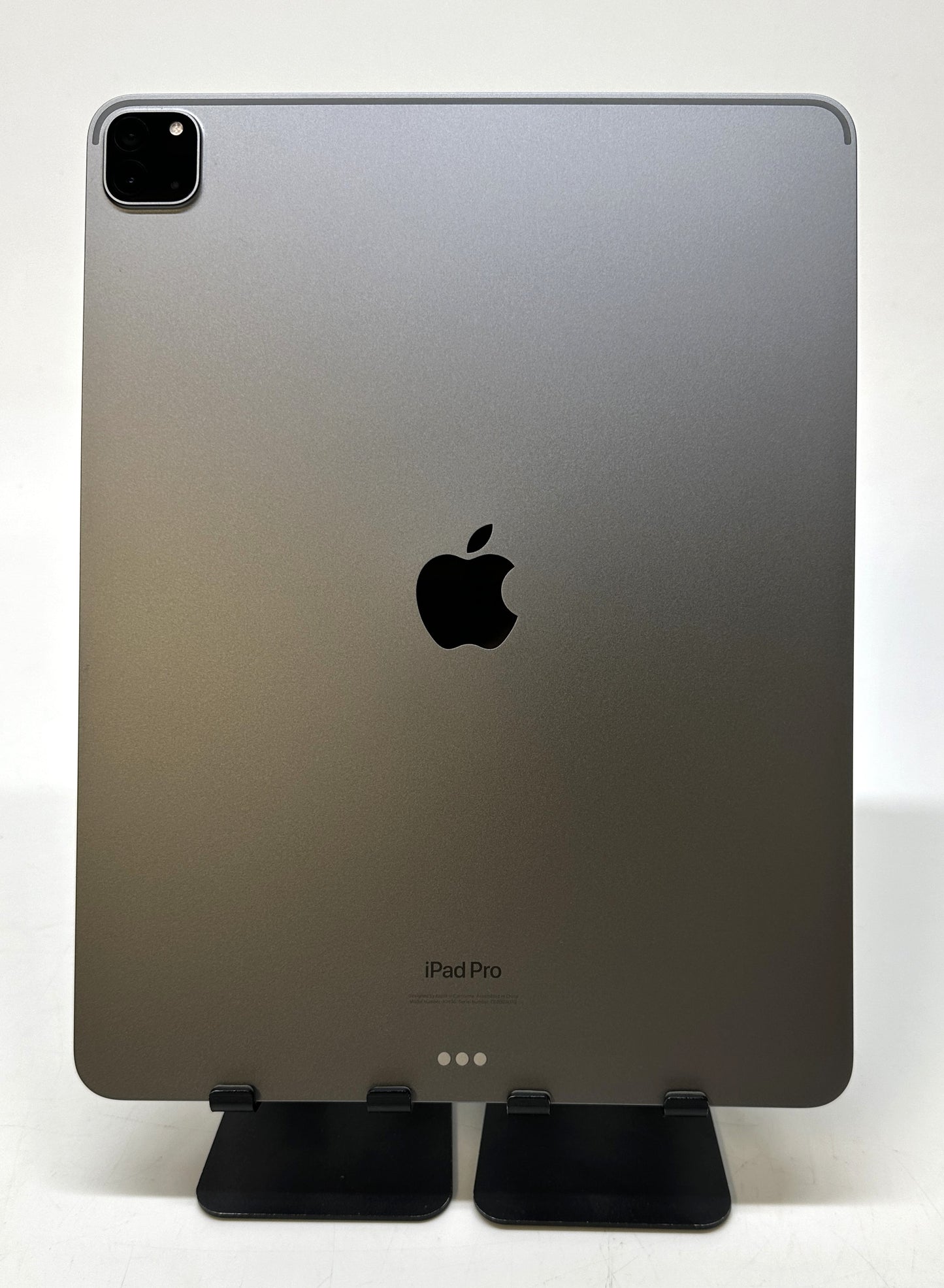 iPad Pro 6th Generation 12.9" (WIFI) with Apple Magic Keyboard for iPad PRO