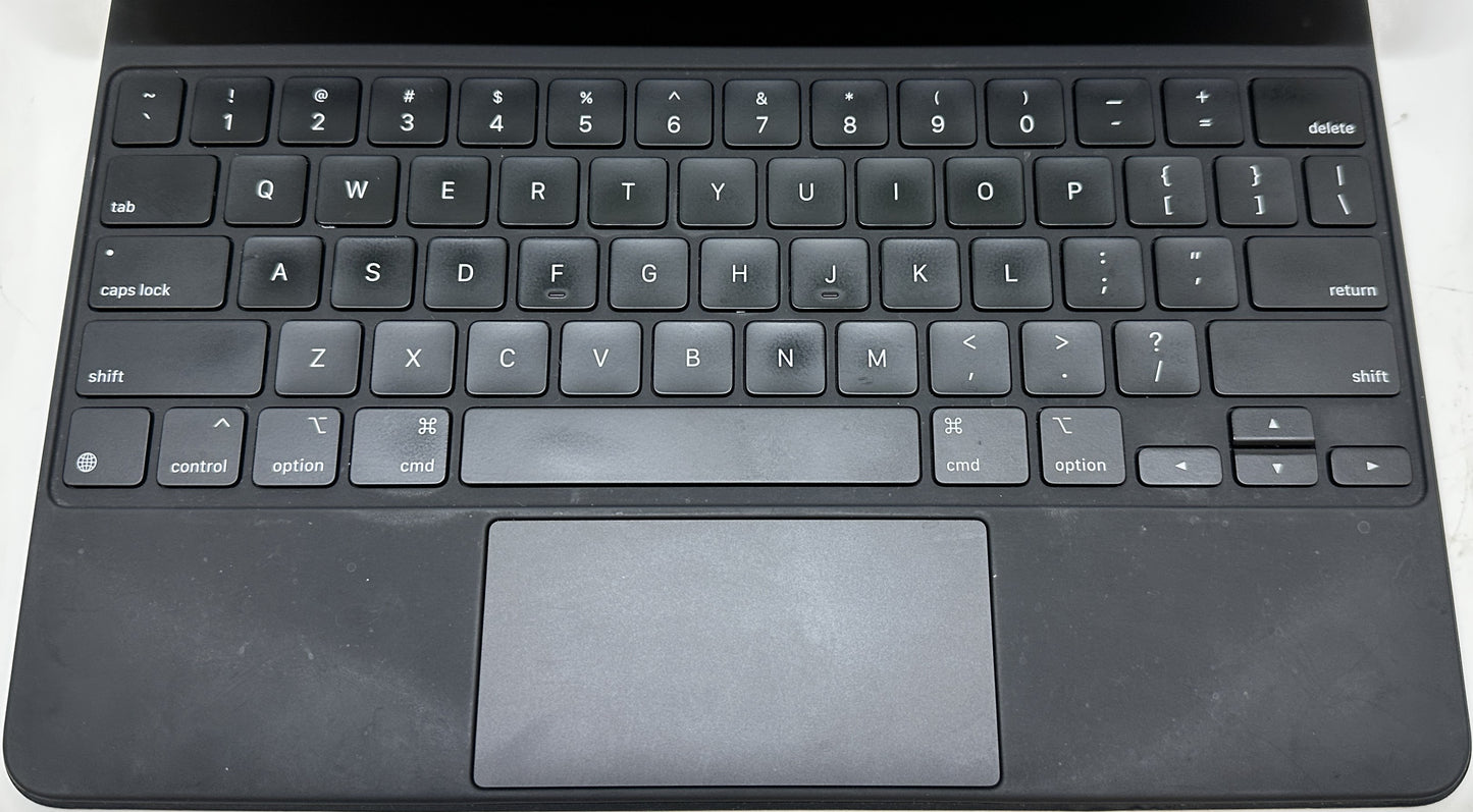 iPad Pro 6th Generation 12.9" (WIFI) with Apple Magic Keyboard for iPad PRO