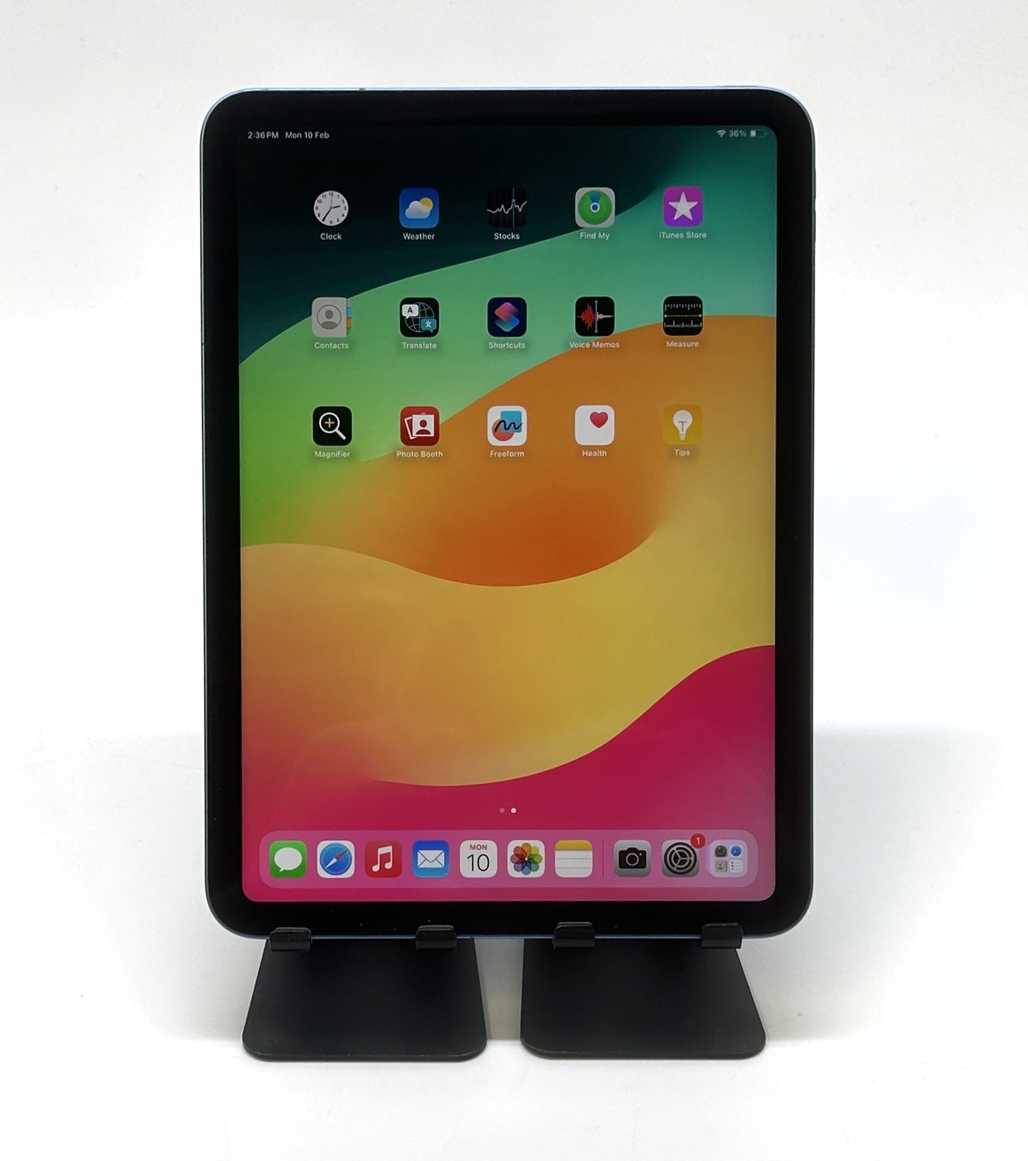 iPad 10th Gen 64gb With Logitech Case/Keyboard & Trackpad