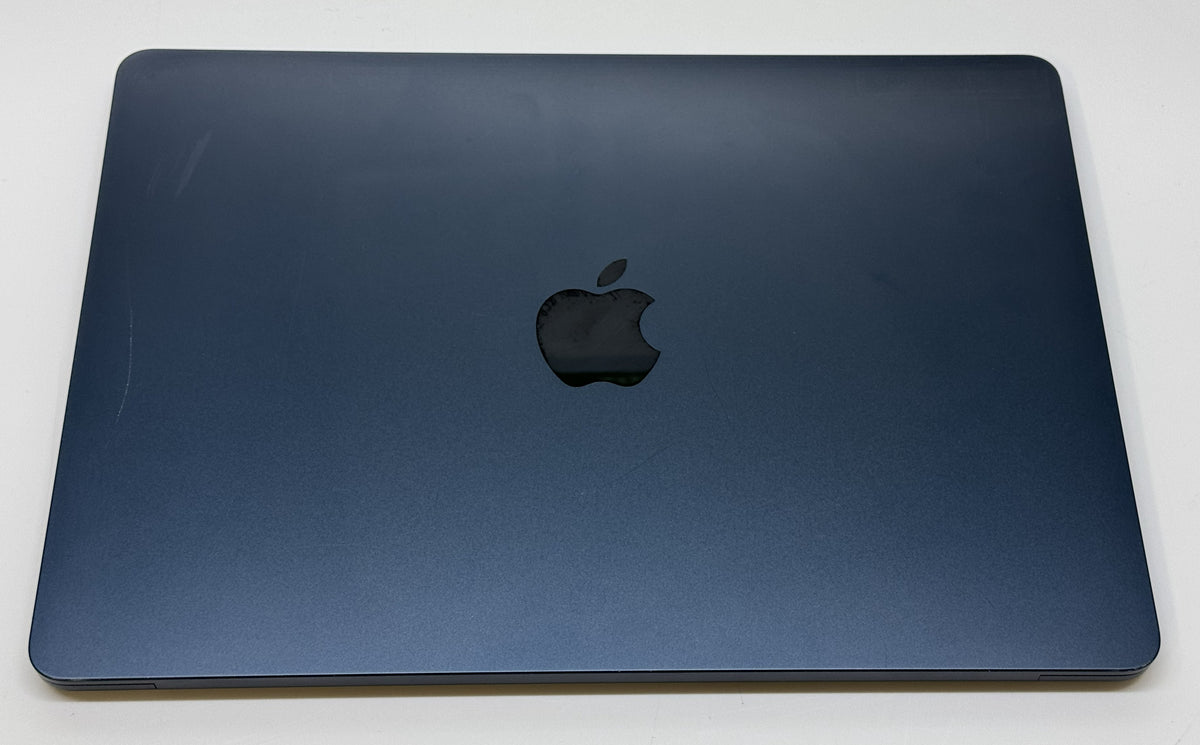 13" MacBook Air M2 2022