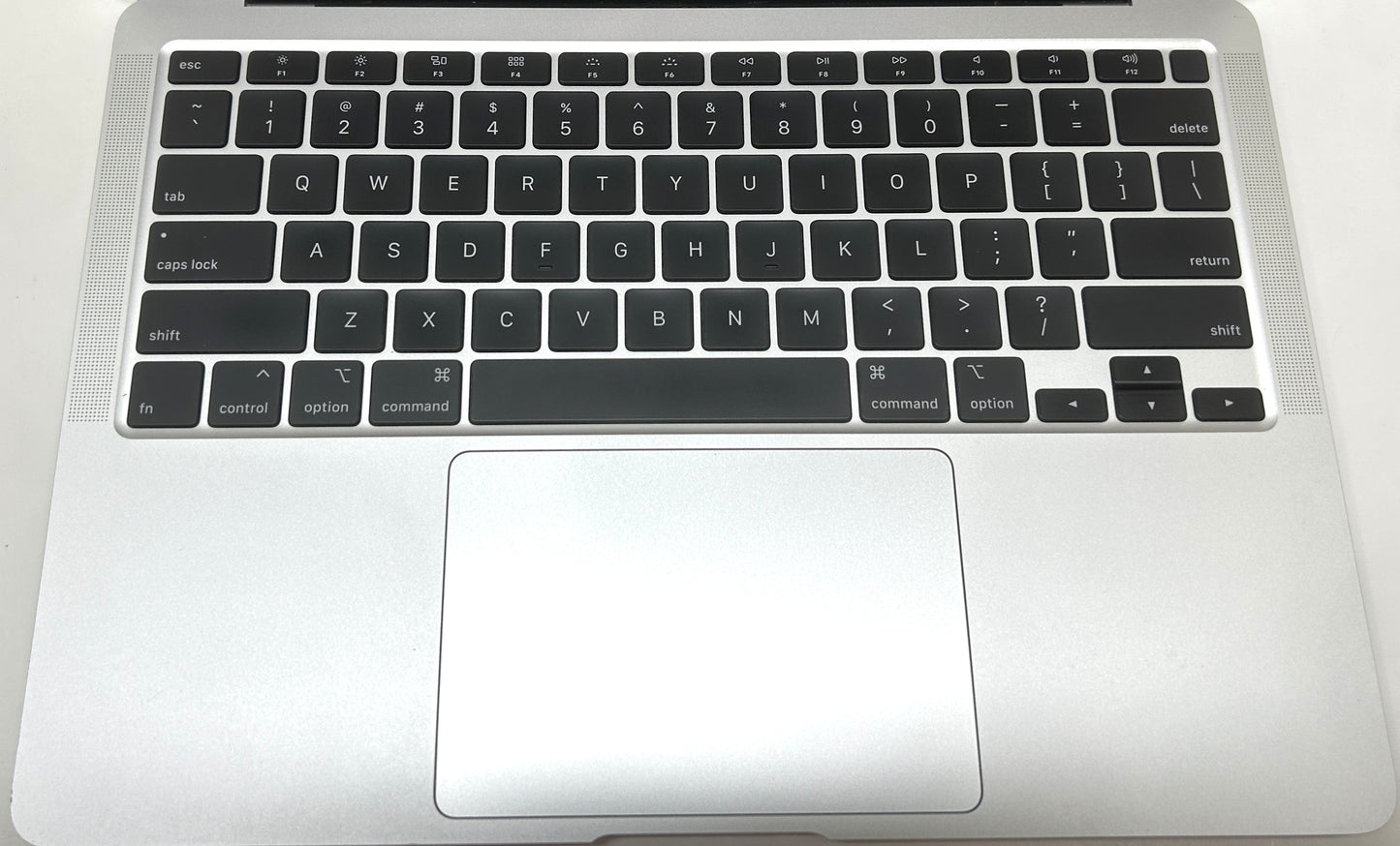 13" MacBook Air 2020 REDUCED!!