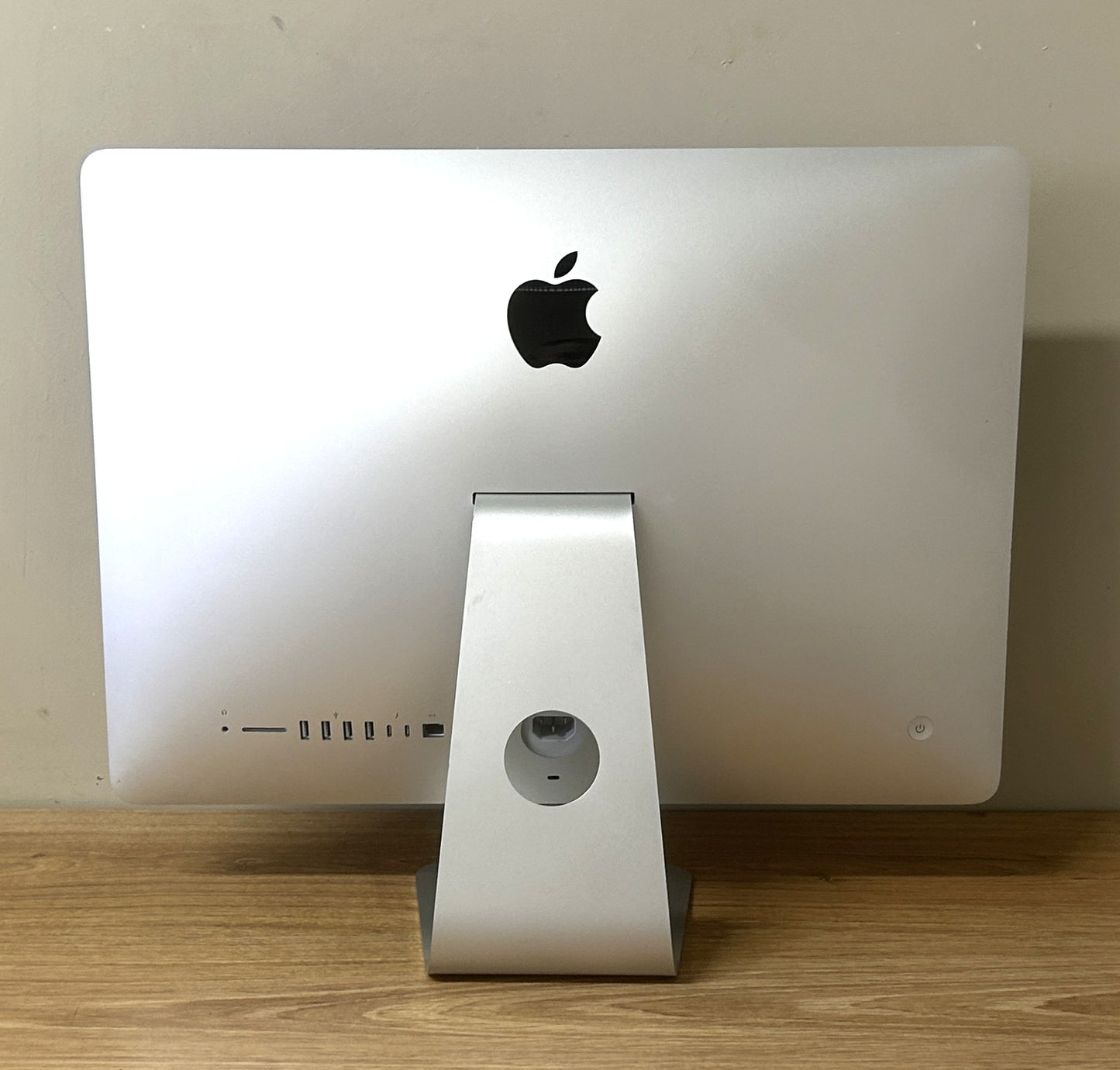iMac 21.5 Inch 2017-2021