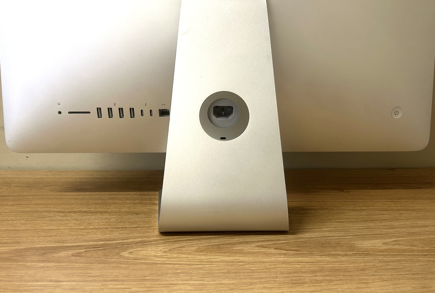 iMac 21.5 Inch 2017-2021