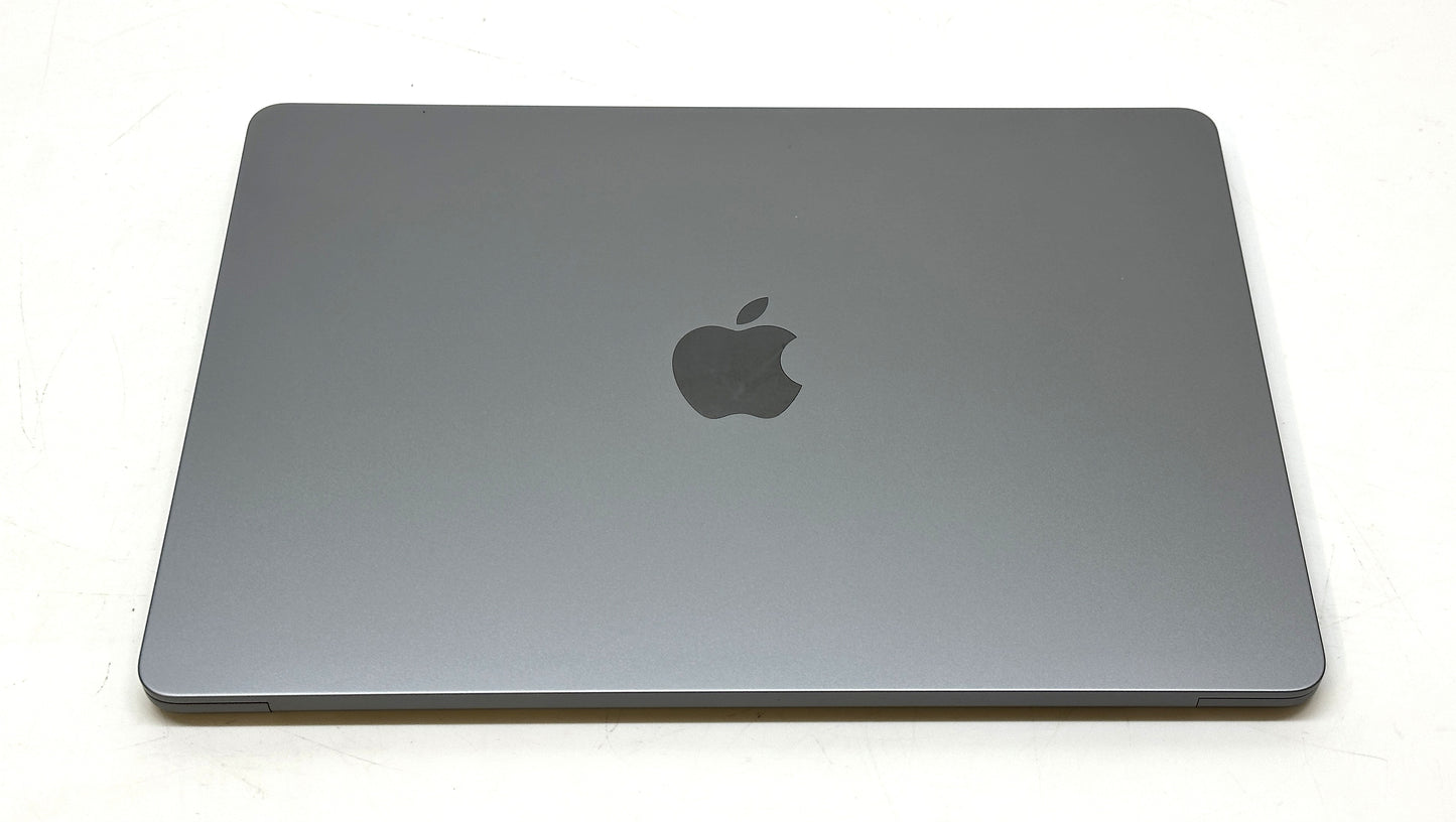 13" MacBook Air M2 2022