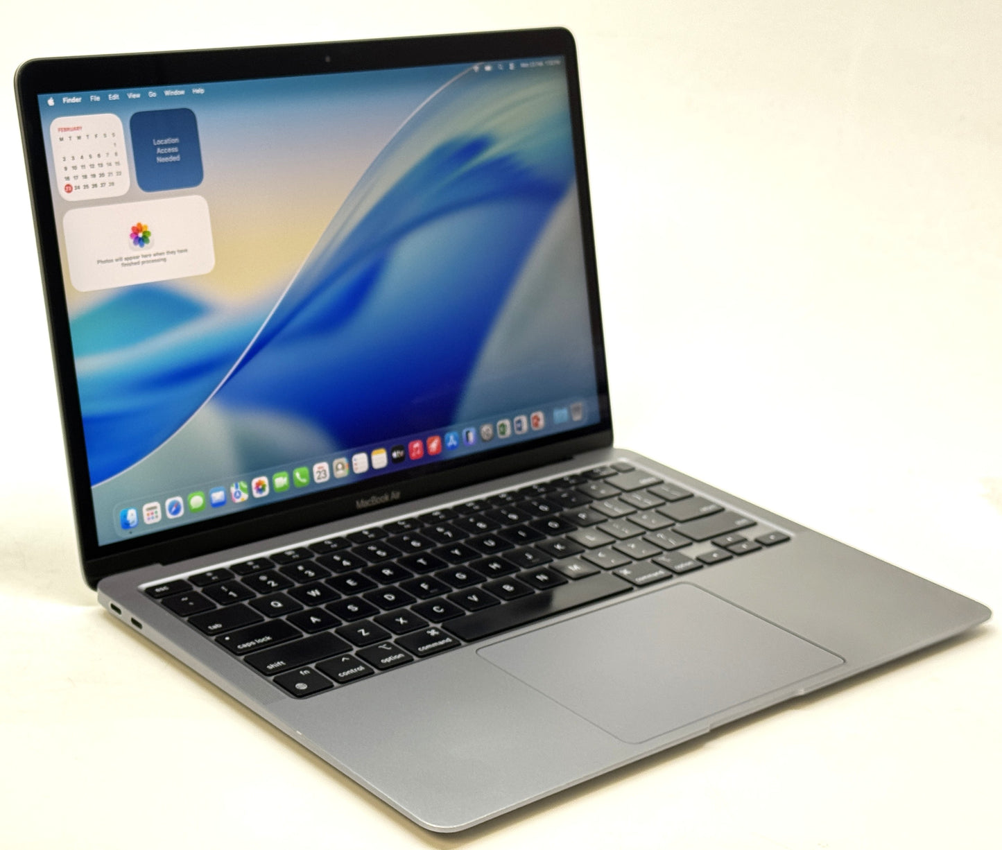 13" MacBook Air M1 2020 - PRICE REDUCED!!