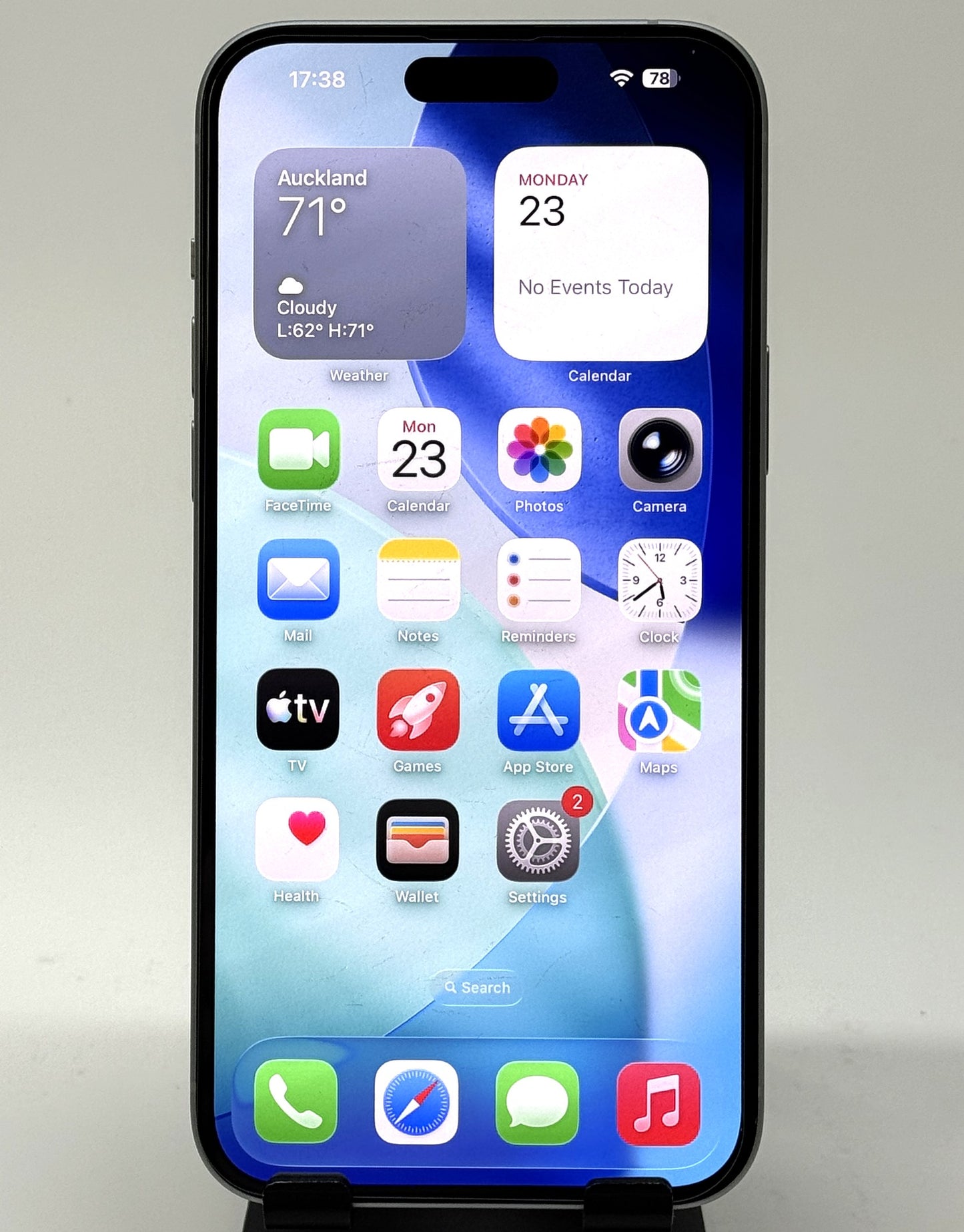 iPhone 15 PLUS 128gb  eSIM ONLY model